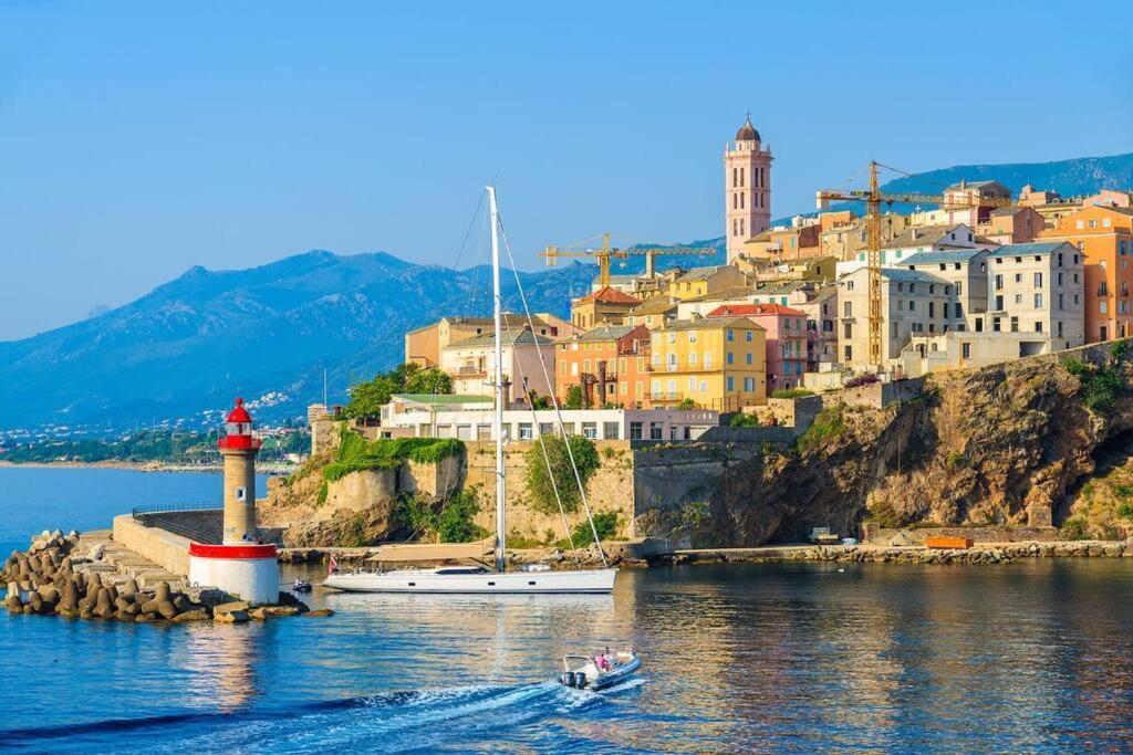 Appartement Vue Mer Avec Parking Gratuit Sur Place Bastia  Exterior foto