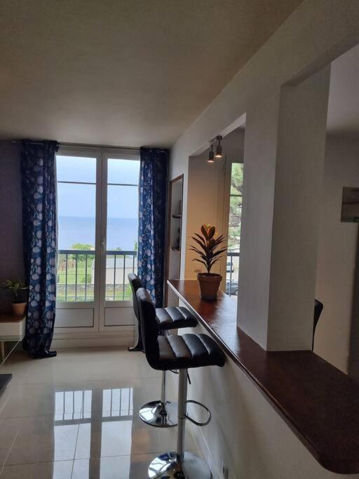 Appartement Vue Mer Avec Parking Gratuit Sur Place Bastia  Exterior foto
