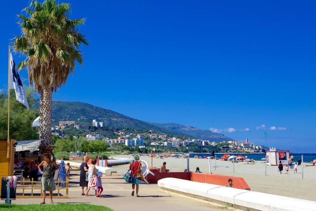 Appartement Vue Mer Avec Parking Gratuit Sur Place Bastia  Exterior foto